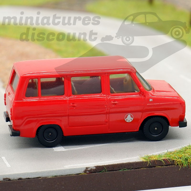 Ford Transit Rouge Herpa 187ème En Boite