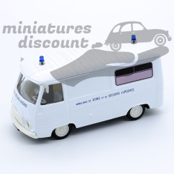 Peugeot J7 Ambulance 1961 -...
