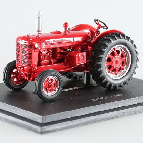 Tracteur IH WD9 de 1949 - Universal Hobbies - 1/43eme sous blister