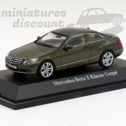 Mercedes-Benz E-Klasse...